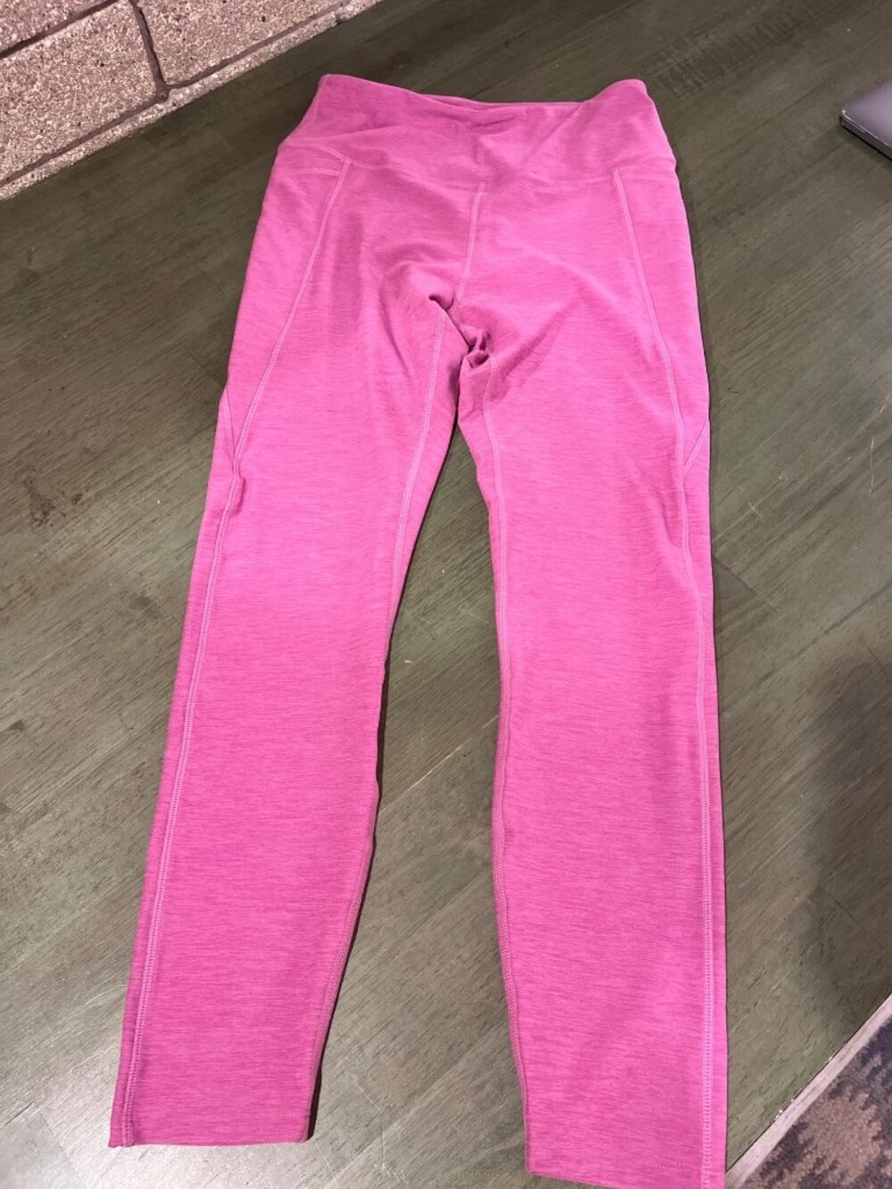 Senita Athletics Pink High-Waisted Leggings Size Medium Stretchy Polyester/Spand